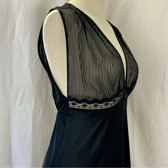 Vintage Black Sheer Nightgown - Picture 6 of 12